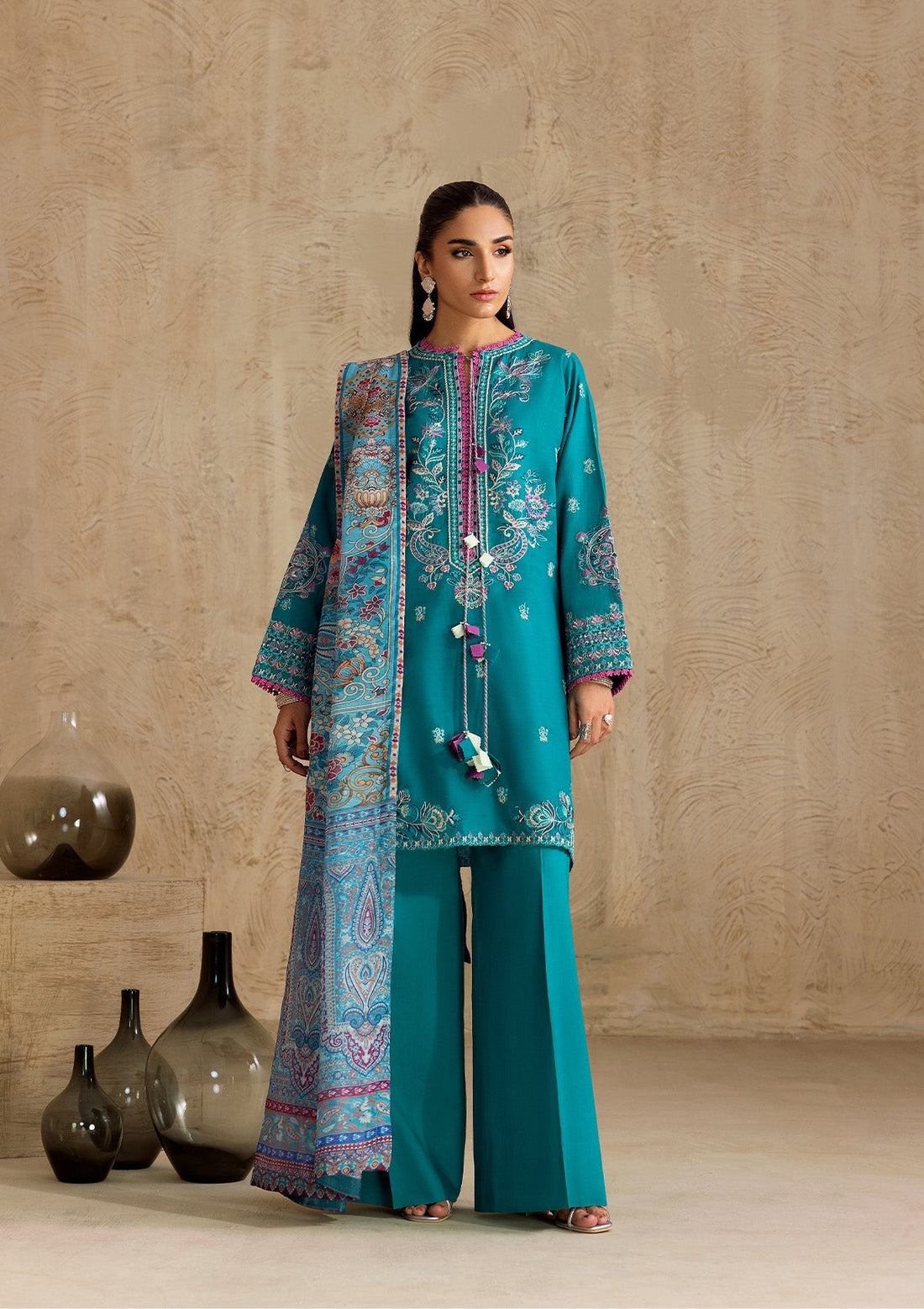 Aik Atelier | RTW 25 | LOOK 11 - Ladies Clothes 