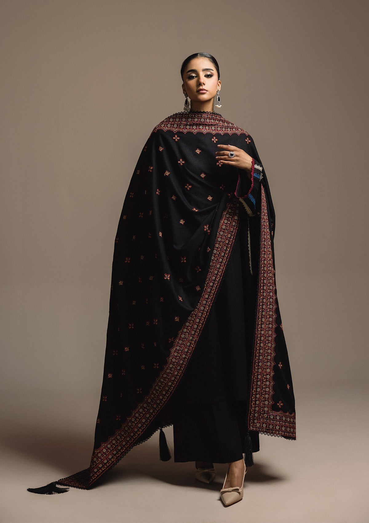 Aik Atelier | Aik Roz Karandi 25 | LOOK 02 - Luxury Dress - available at Maria Faisal in UK and USA.