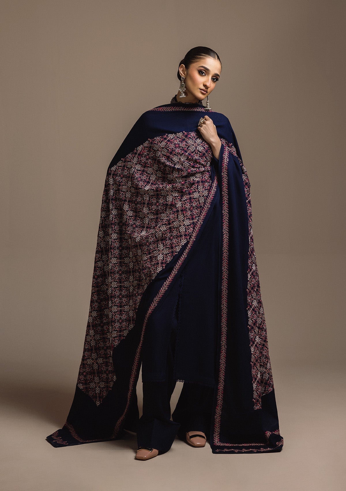 Aik Atelier | Aik Roz Karandi 25 | LOOK 06 - Luxury Dress - available at Maria Faisal in UK and USA.