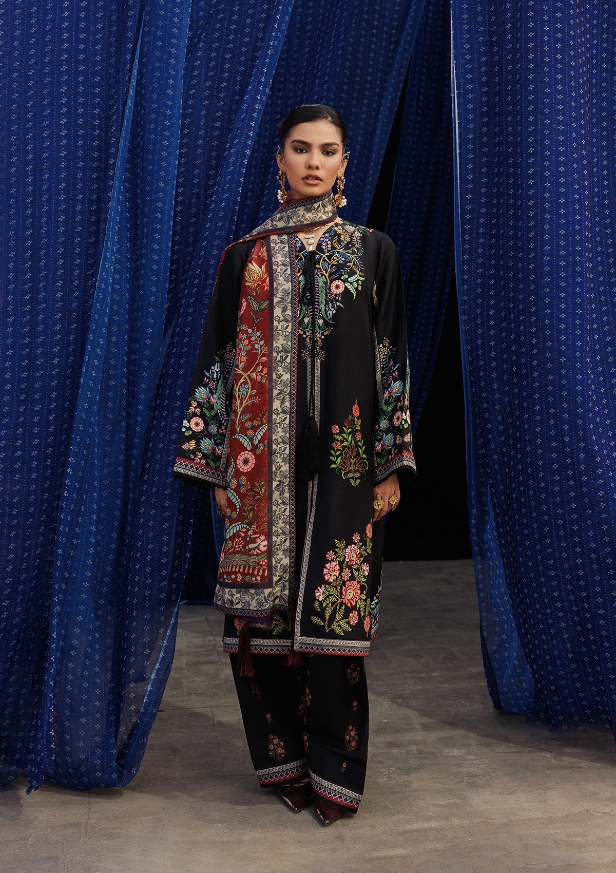 Aik Atelier | Roz Khaddar | AIK ROZ '25 D2 - LOOK 01 - Luxury Dress - available at Maria Faisal in UK and USA.