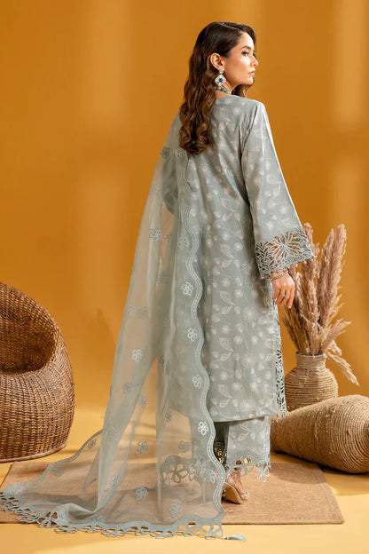 Alizeh | Maahi Embroidered Lawn | Nyra - Pakistani Dress - Maria Faisal