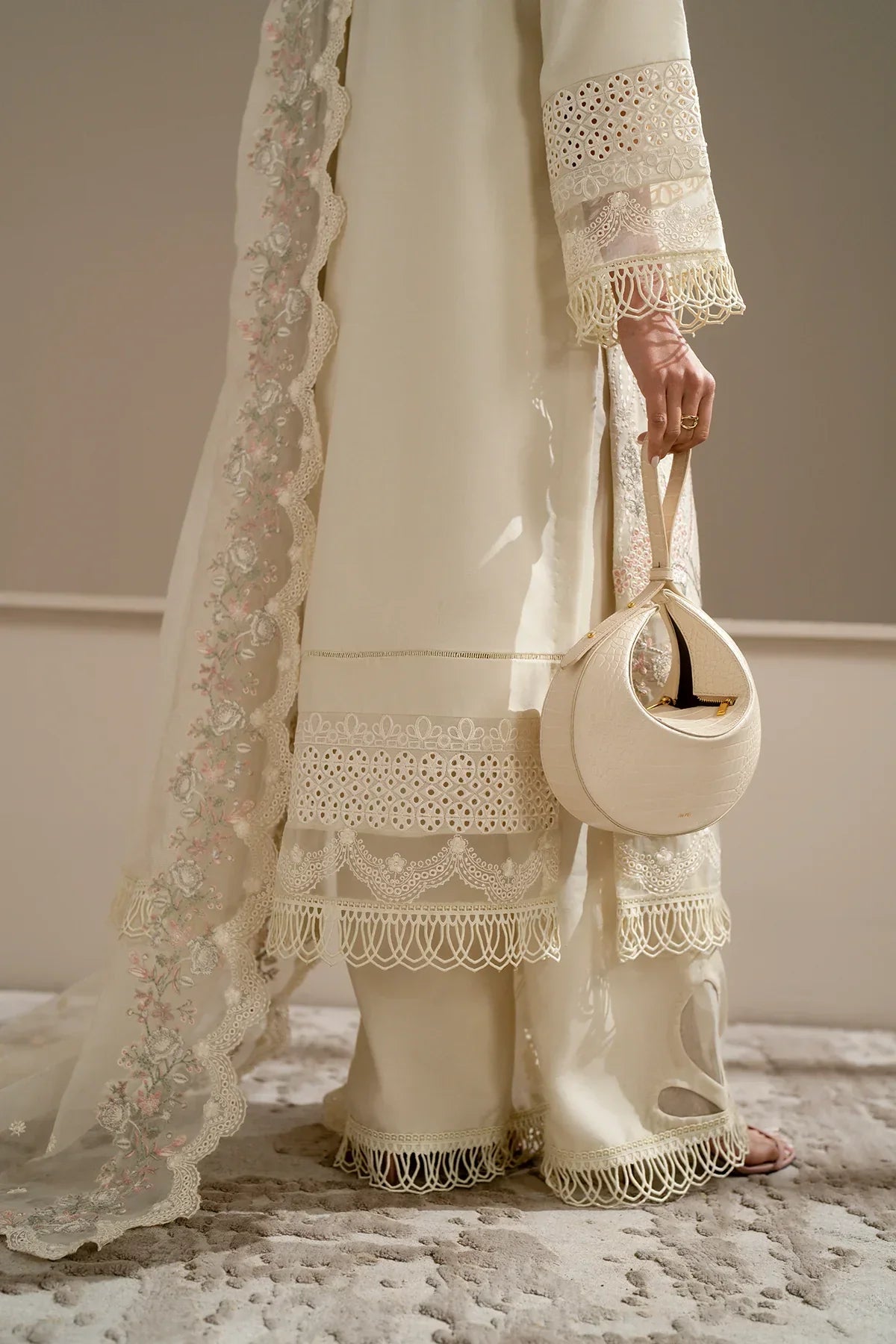Azzal | Aghaaz Luxury Lawn | Mashl - Pakistani Dress 