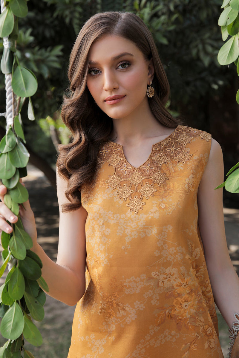 Baroque | Lawn Collection 24 | UF-321 - Waniyas