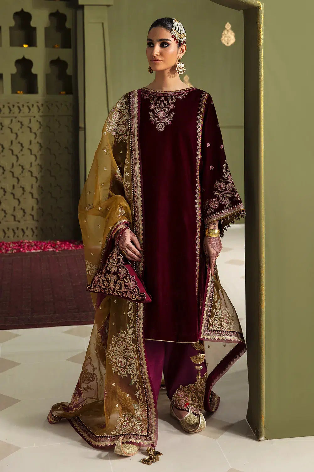 Baroque | Jahanara Luxury Velvet 23 | UF-465