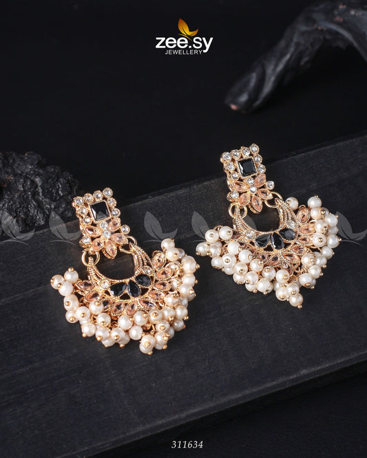Lily Earrings - Earrings 