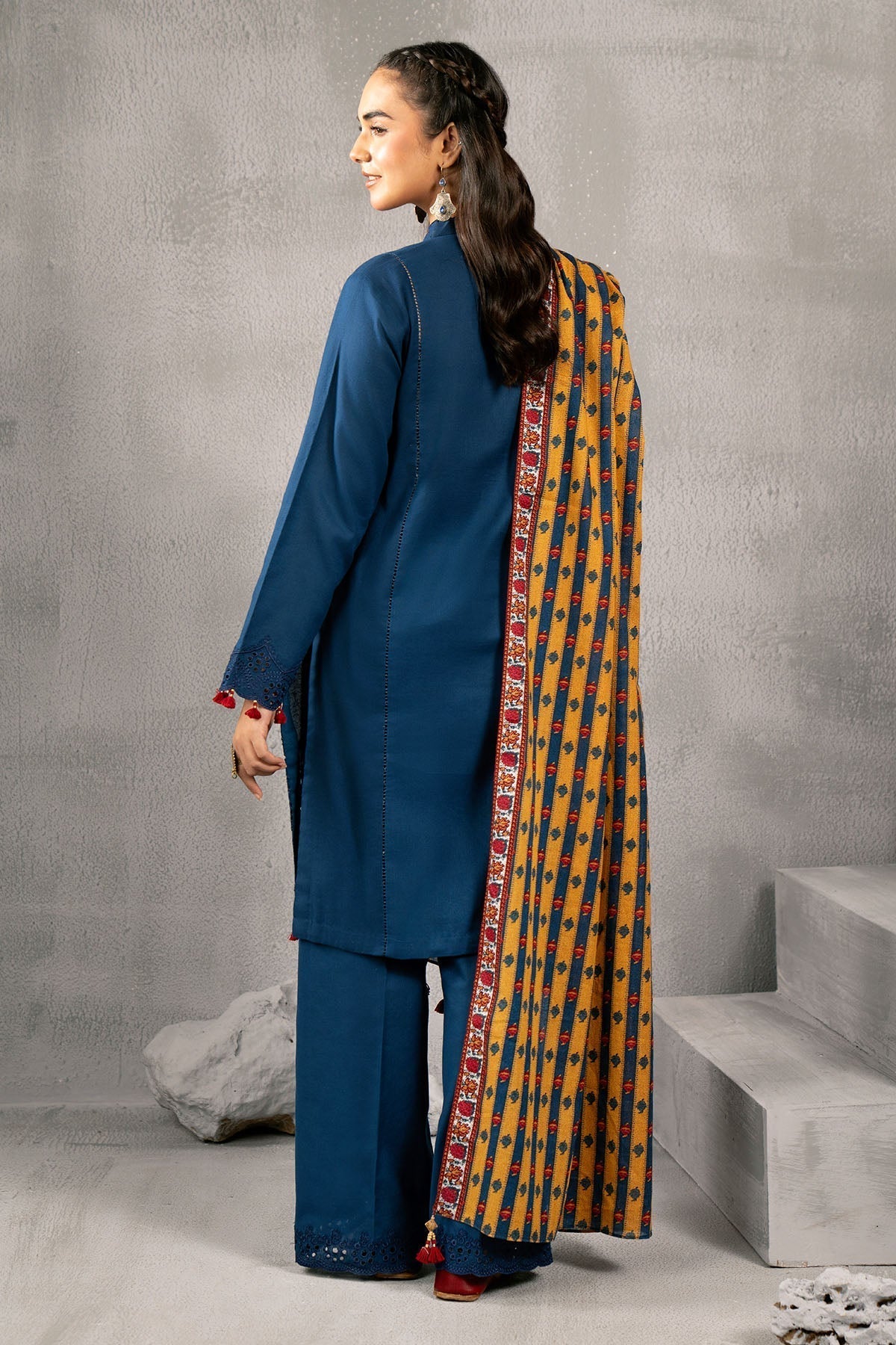 Kayseria | Winter Khaddar 24 | C6047 - Ladies Clothes - Maria Faisal