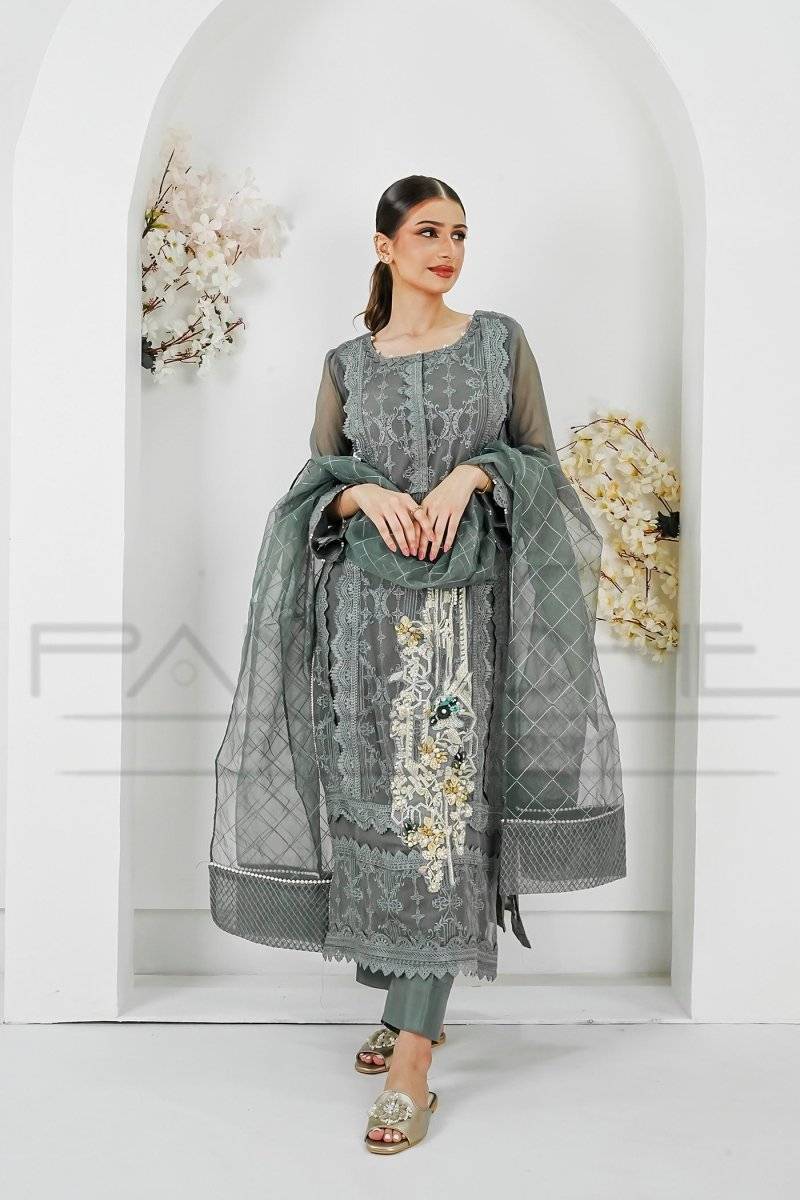 Panache | Pret | Charcoal Charm by Maria Faisal - Registered Vendor of : Panache By Mona - type : Ladies Clothes - 100% original wedding dresses