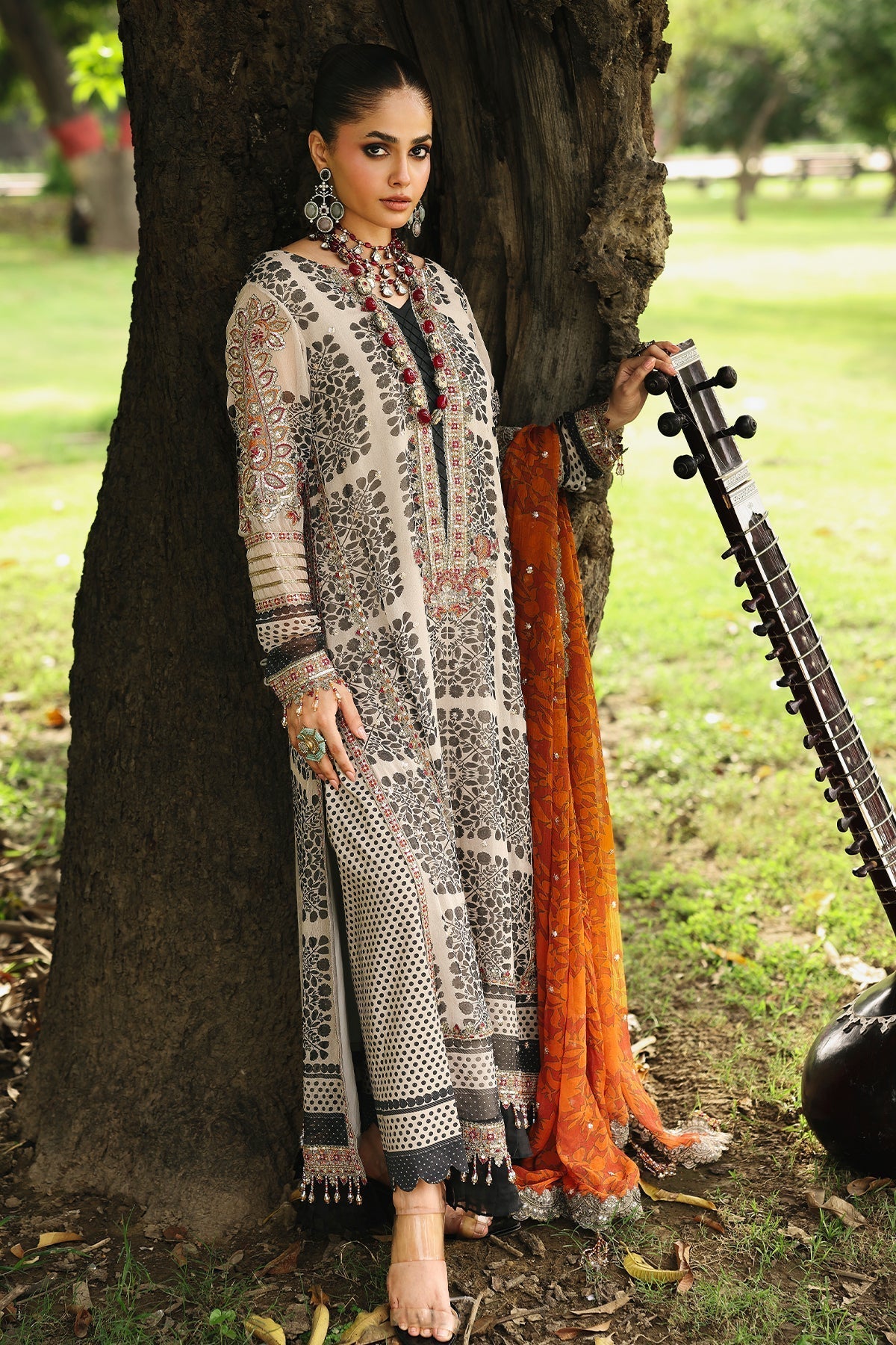 Charizma | Vasal Chiffon 25 | SL25 - 30 E - is Ivory dress from Charizma - Ladies Clothes - Maria Faisal