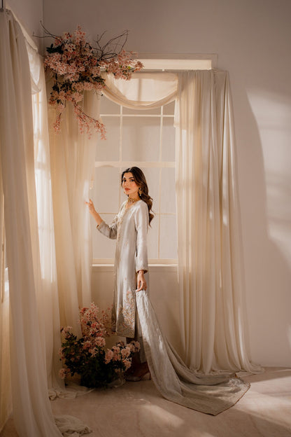 Vintage | Shehnayi Formals | Mahzeb - Ladies Clothes - Maria Faisal