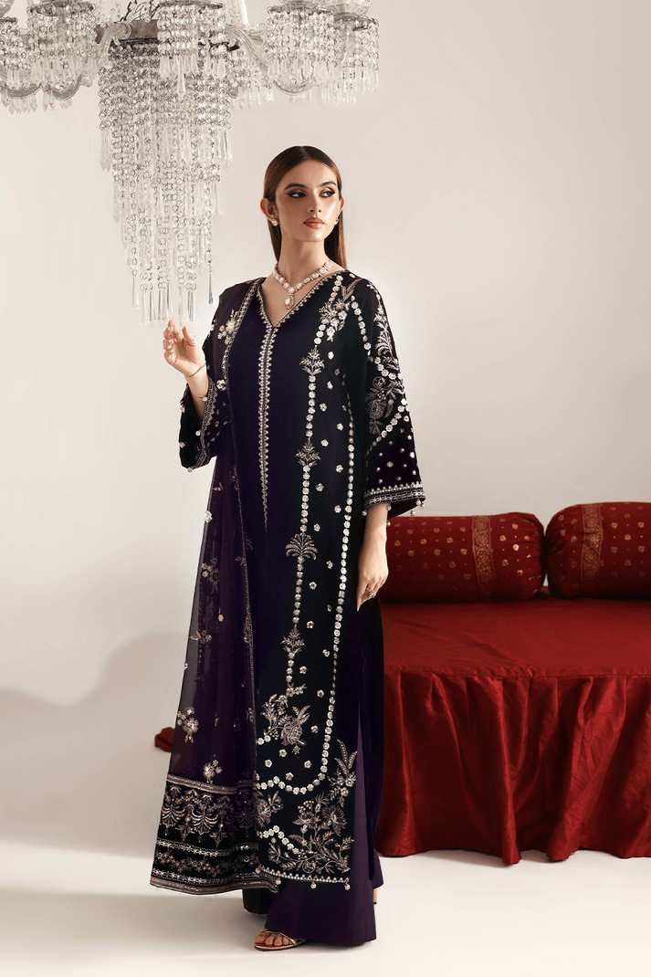 Emaan Adeel | Zarposh Velvet 25 | DILNAR - Formal Wear - available at Maria Faisal in UK and USA