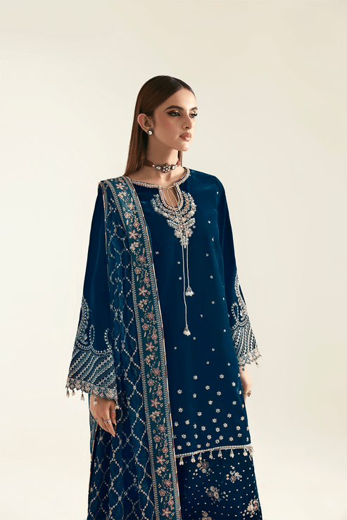 Emaan Adeel | Zarposh Velvet 25 | JAHANARA - Formal Wear - available at Maria Faisal in UK and USA