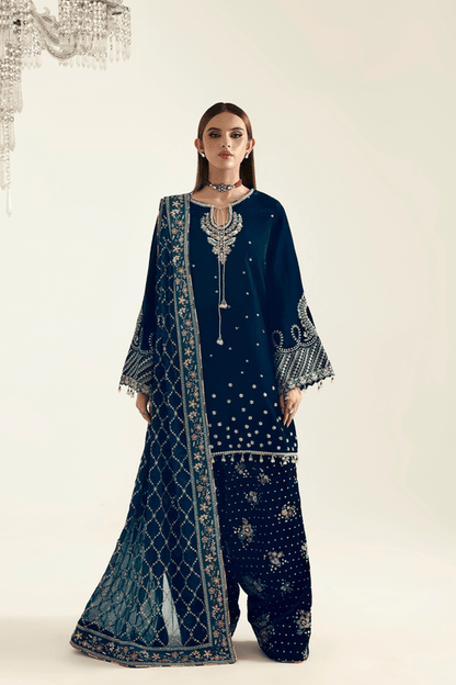 Emaan Adeel | Zarposh Velvet 25 | JAHANARA - Formal Wear - available at Maria Faisal in UK and USA