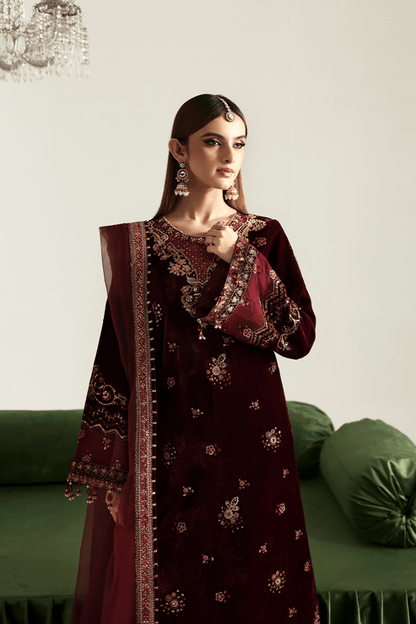 Emaan Adeel | Zarposh Velvet 25 | NADIRA - Formal Wear - available at Maria Faisal in UK and USA