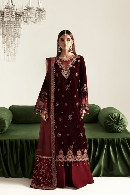 Emaan Adeel | Zarposh Velvet 25 | NADIRA - Formal Wear - available at Maria Faisal in UK and USA