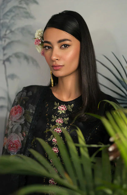 Emaan Adeel | Ayra Luxury Lawn 24 | AR-05 - Ladies Clothes - Maria Faisal