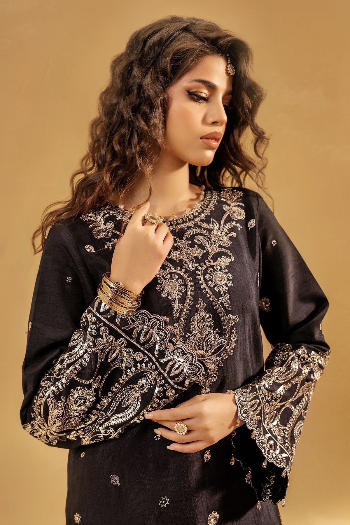 Enzo | Celia Formals | Veyra - is Black dress from Enzo - Ladies Clothes - Maria Faisal