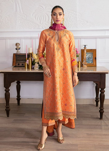 Farah Talib Aziz | Mayna Festive Luxe | ALEEN APRICOT