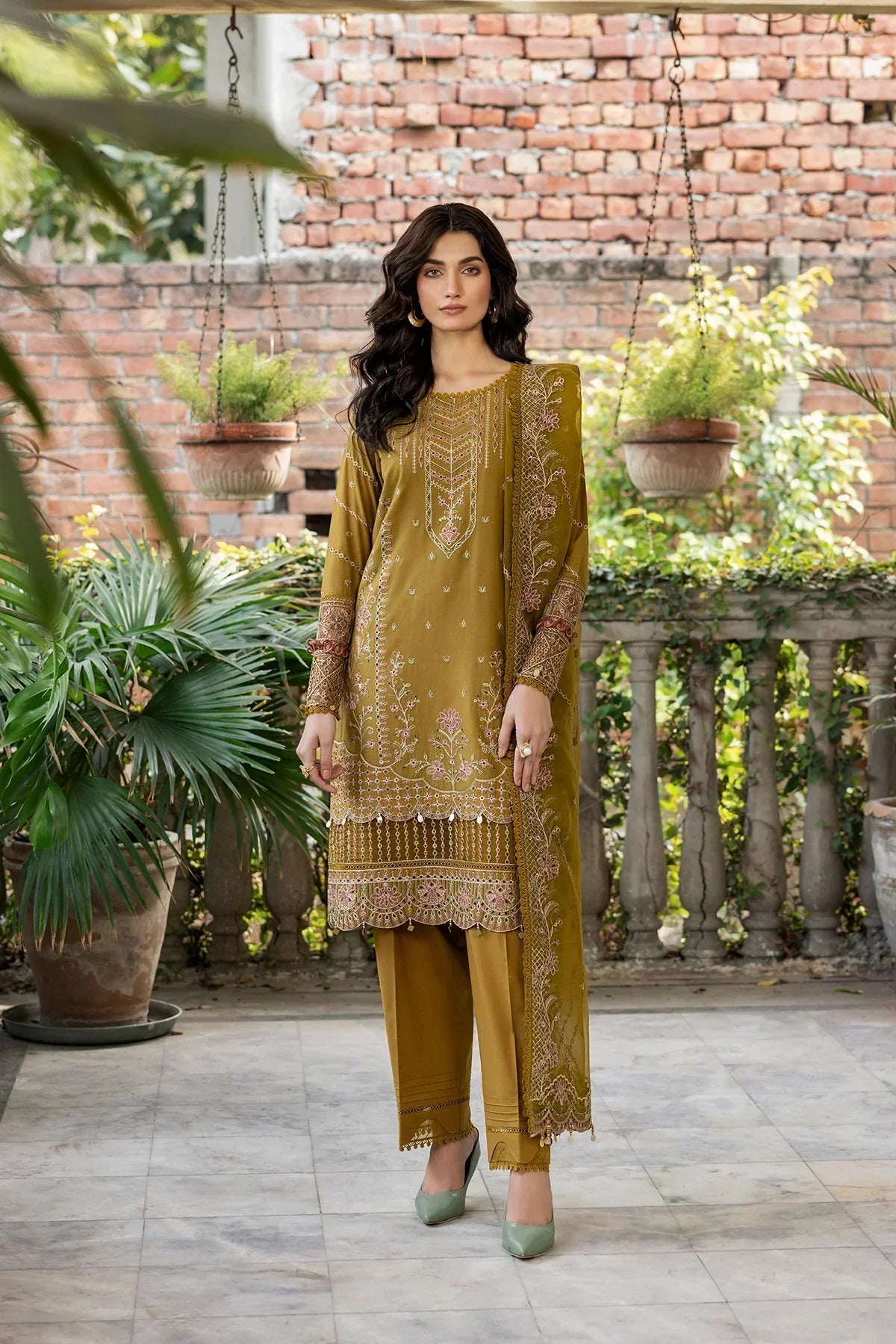 Farasha | Bahaar Embroidered Lawn | Summer Bloom - Ladies Clothes - Maria Faisal