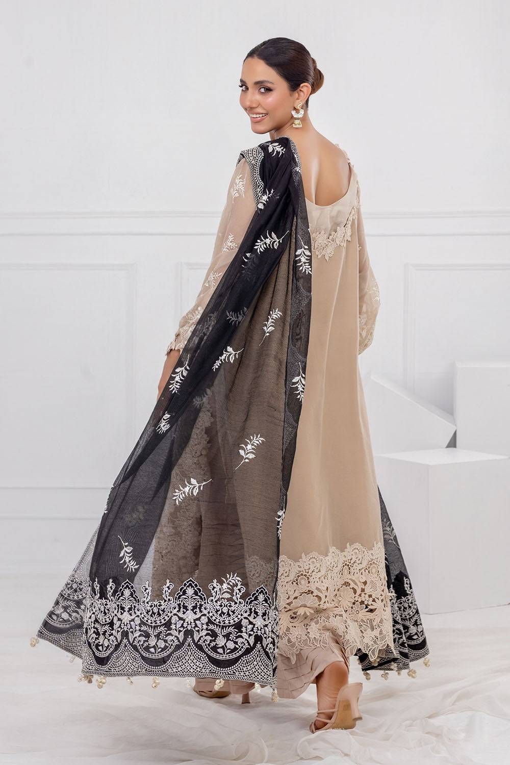 Gul Ahmed | Festive Eid 25 | FE-52099 by Maria Faisal - Registered Vendor of : Gul Ahmed - type : - 100% original wedding dresses