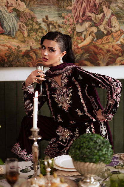 Saira Rizwan | Velvet Pret 25 | SHABNAM-SRVP25-05 - Formal Dress - available at Maria Faisal in UK and USA.