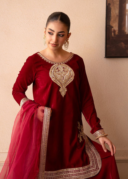 Fozia Khalid | The Velvet Rise 25 | ROSE EMBER - Formal Dress - available at Maria Faisal in UK and USA.
