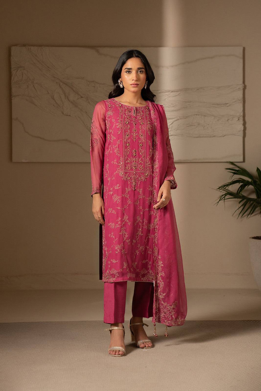 Chinyere | Formal Wedding Exclusive | (FW0007) by Maria Faisal - Registered Vendor of : Chinyere - type : Ladies Clothes - 100% original wedding dresses