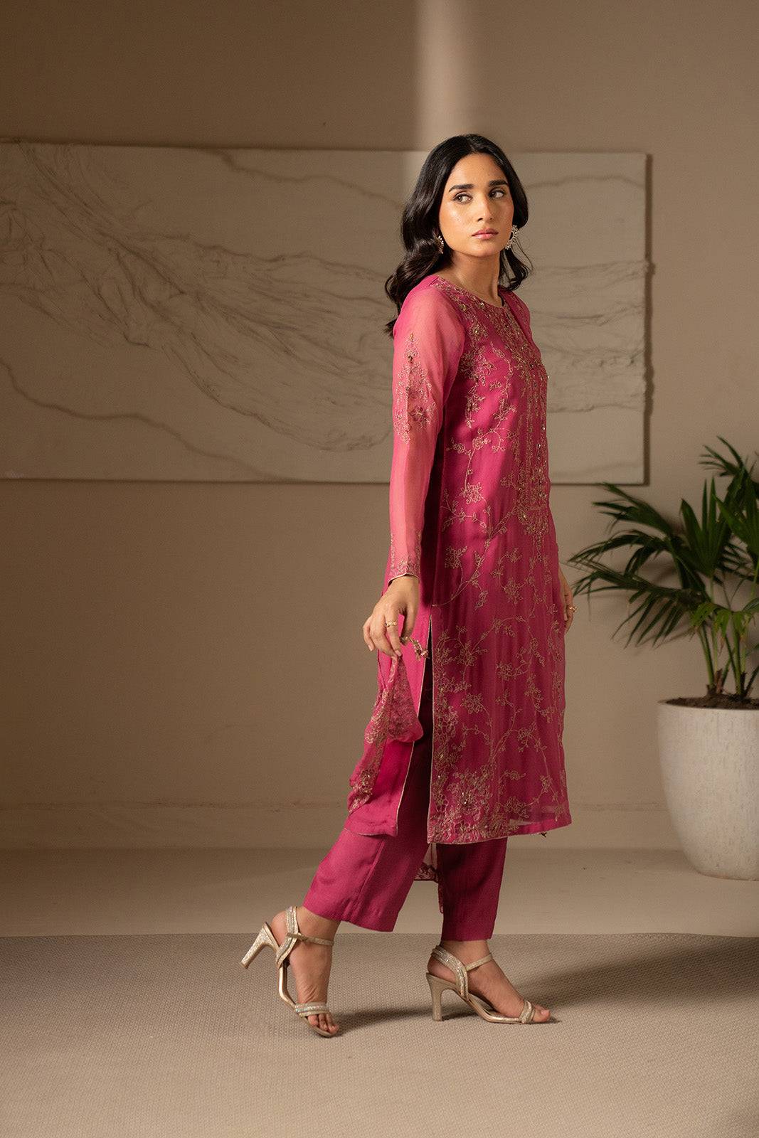 Chinyere | Formal Wedding Exclusive | (FW0007) by Maria Faisal - Registered Vendor of : Chinyere - type : Ladies Clothes - 100% original wedding dresses