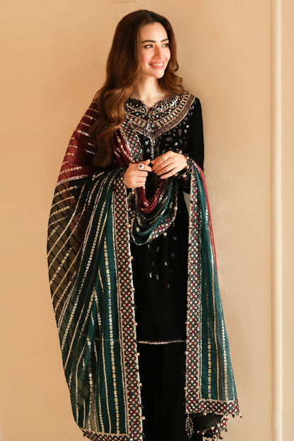 Jazmin | Velvet Edit 24 | Velvet Formal VF-2037 - Ladies Clothes - Maria Faisal