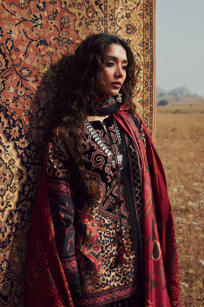 NAZ-SRW25-09 – authentic Pakistani dress from the Winter Khaddar 25 collection for women in the UK