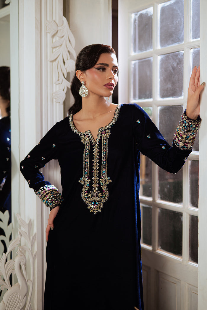 Saira Rizwan | Velvet Pret 25 | ZEHRA-SRVP25-01 - Formal Dress - available at Maria Faisal in UK and USA.
