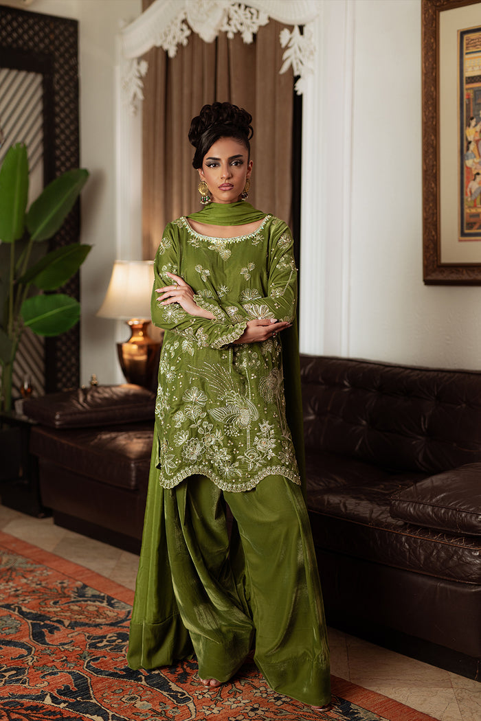 Saira Rizwan | Velvet Pret 25 | KAHWA-SRVP25-08 - Formal Dress - available at Maria Faisal in UK and USA.