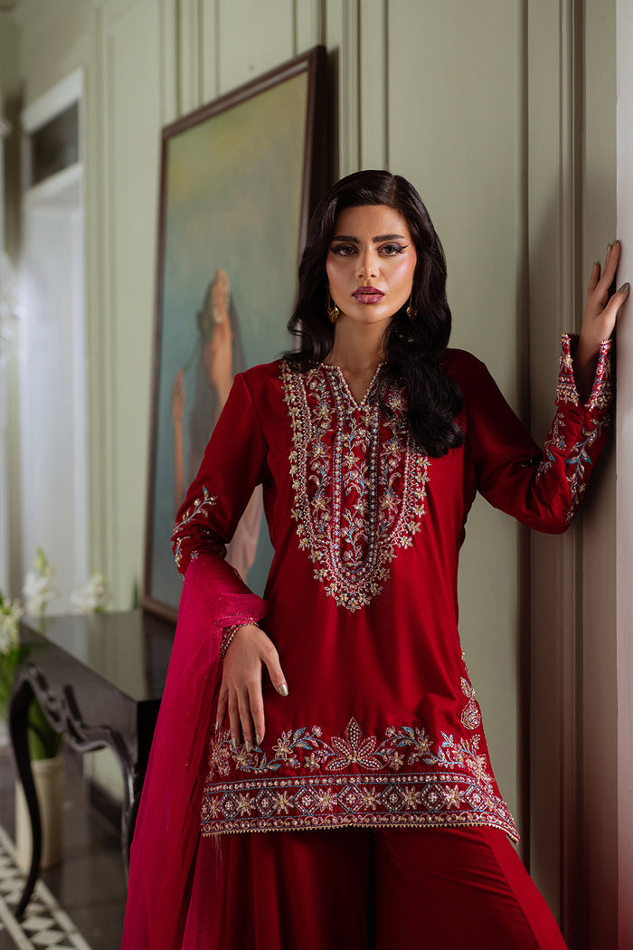 Saira Rizwan | Velvet Pret 25 | SHIREEN-SRVP25-04 - Formal Dress - available at Maria Faisal in UK and USA.