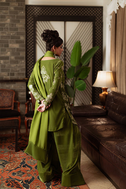 Saira Rizwan | Velvet Pret 25 | KAHWA-SRVP25-08 - Formal Dress - available at Maria Faisal in UK and USA.