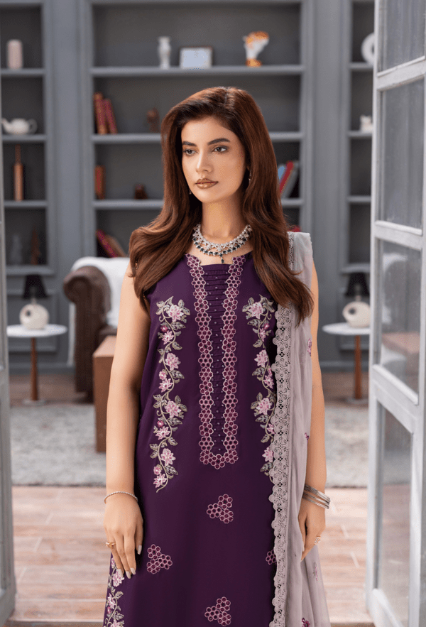 Humdum | Fareesha 26 | D02 - is Dark Purple dress from Humdum - Ladies Clothes - Maria Faisal