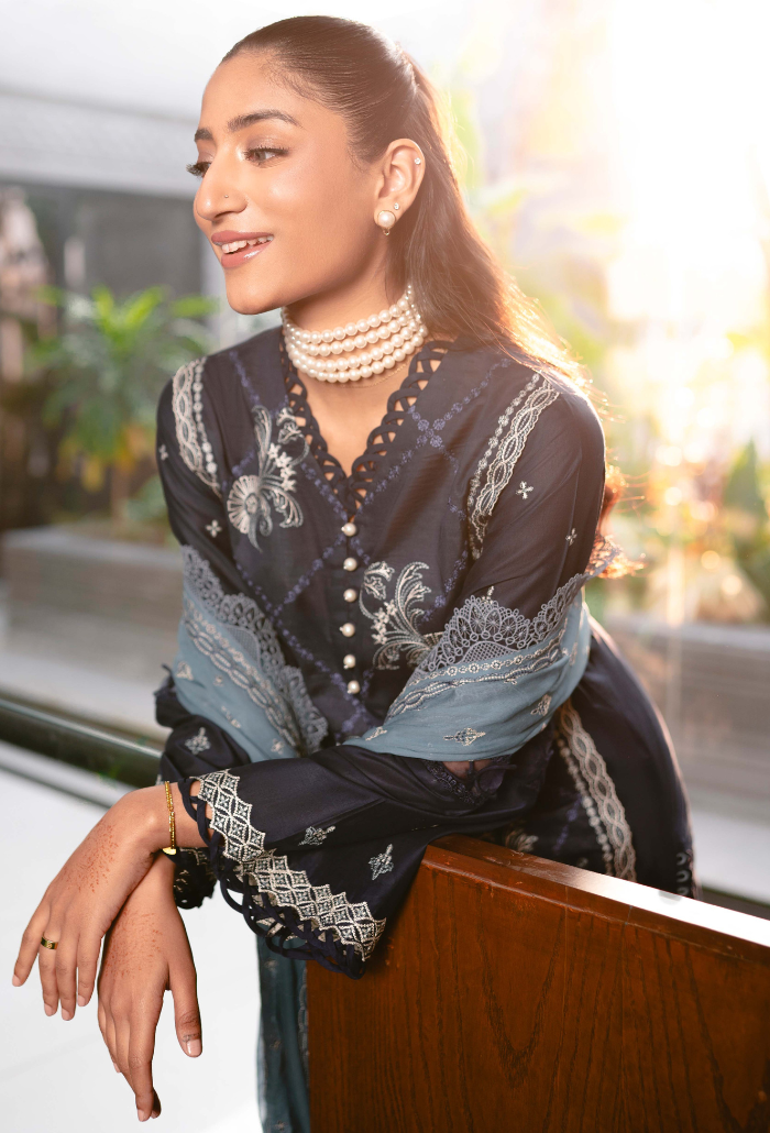 Humdum | Meraki Lawn 24 | d08 - Ladies Clothes 