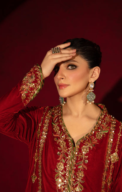 Maya | Raazi Velvet 24 | IMROZ - Ladies Clothes - Maria Faisal