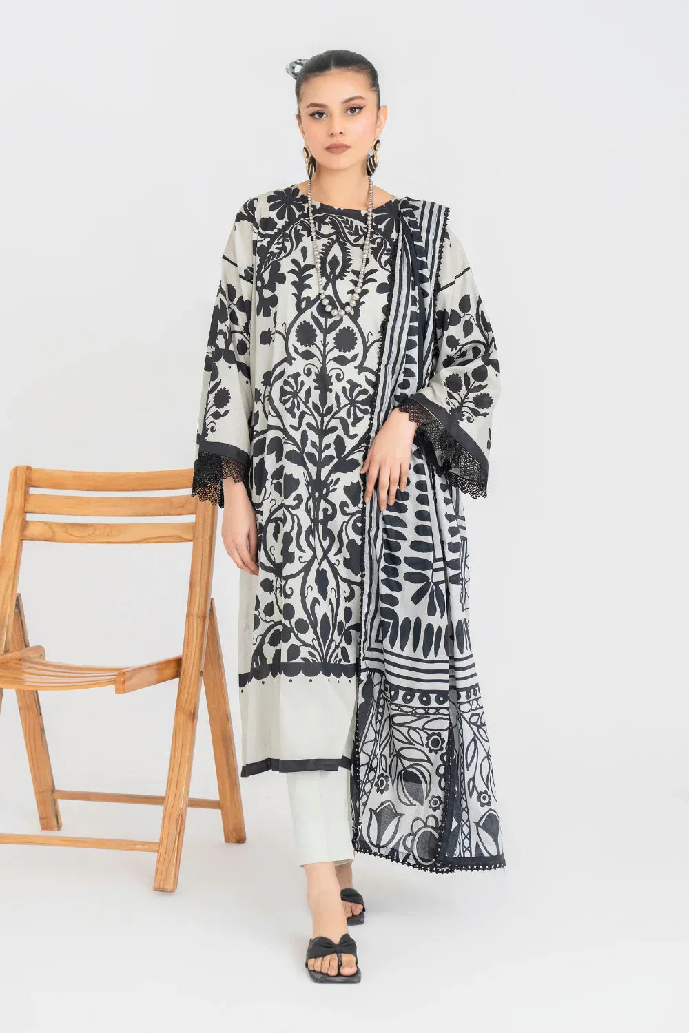 Ittehad | Printed Lawn 24 | IP3P08-3PS-LGY - Ladies Clothes 