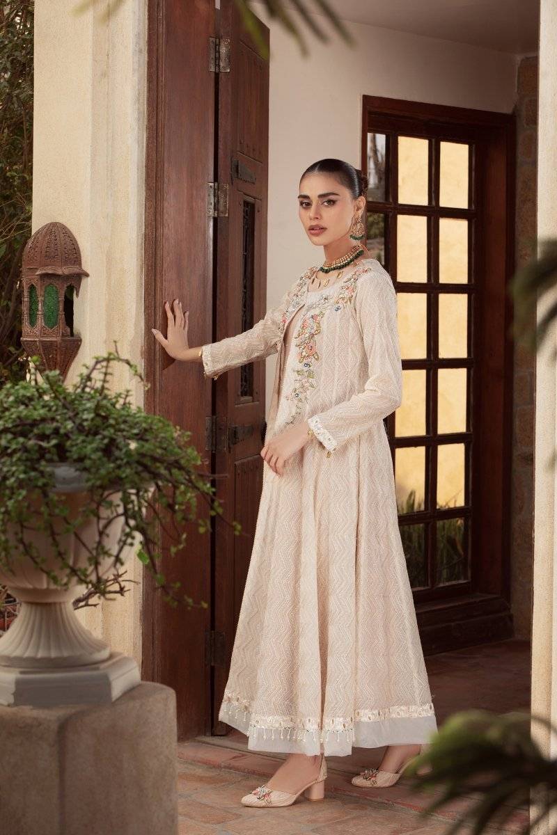 Panache | Pret | Ivory Buzz by Maria Faisal - Registered Vendor of : Panache By Mona - type : Ladies Clothes - 100% original wedding dresses