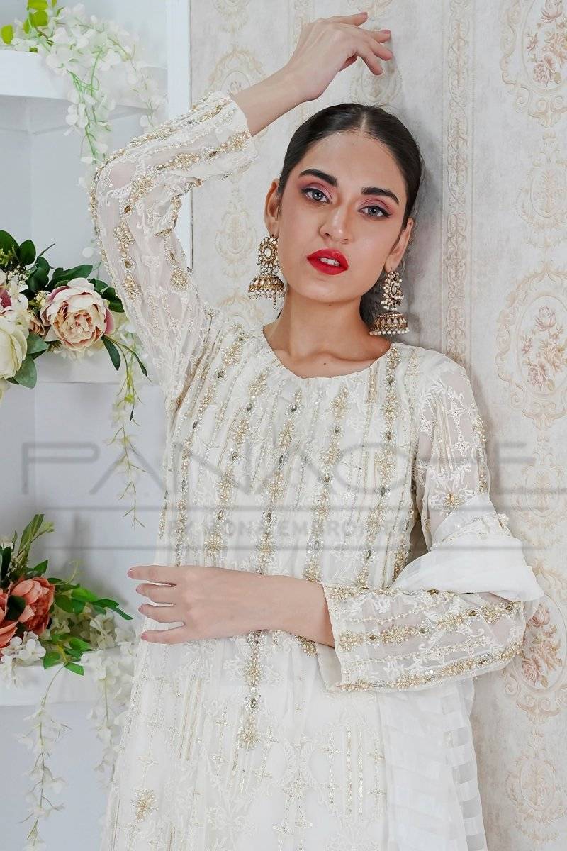 Panache | Pret | Ivory Vogue by Maria Faisal - Registered Vendor of : Panache By Mona - type : Ladies Clothes - 100% original wedding dresses
