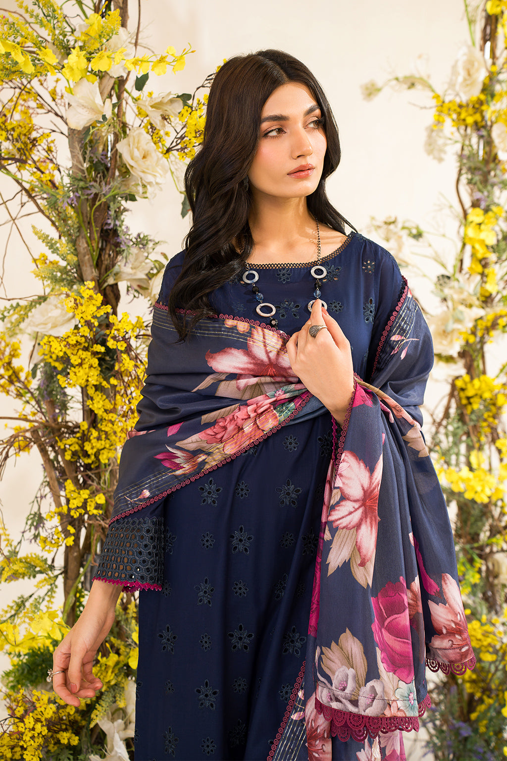 Iznik | Lawnkari 24 | UE-163 BLOOMEASE - Ladies Clothes - Maria Faisal