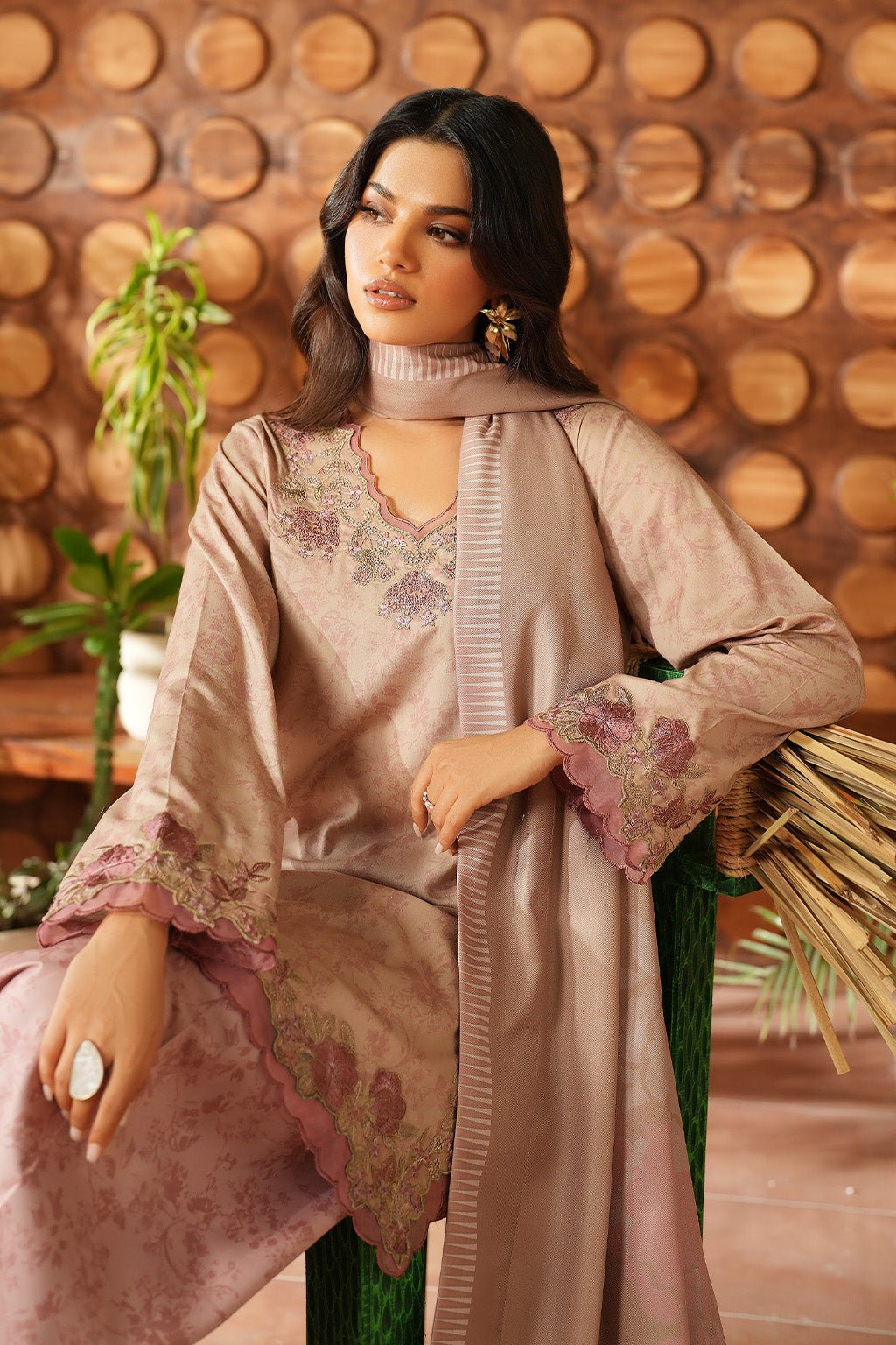 Iznik | Winter 25 | IPF - 09 - is Oyster Pink dress from Iznik - Ladies Clothes - Maria Faisal
