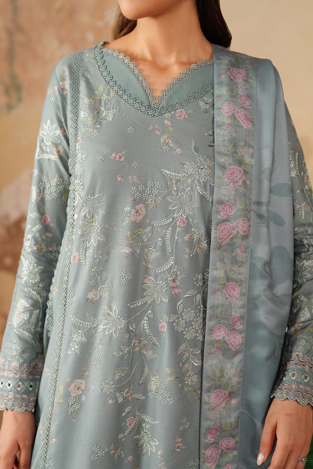 Iznik | Winter 25 | IPF - 10 - is Gray dress from Iznik - Ladies Clothes - Maria Faisal