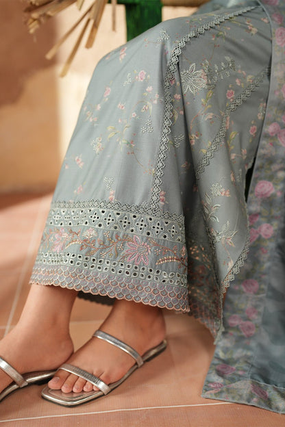 Iznik | Winter 25 | IPF - 10 - is Gray dress from Iznik - Ladies Clothes - Maria Faisal