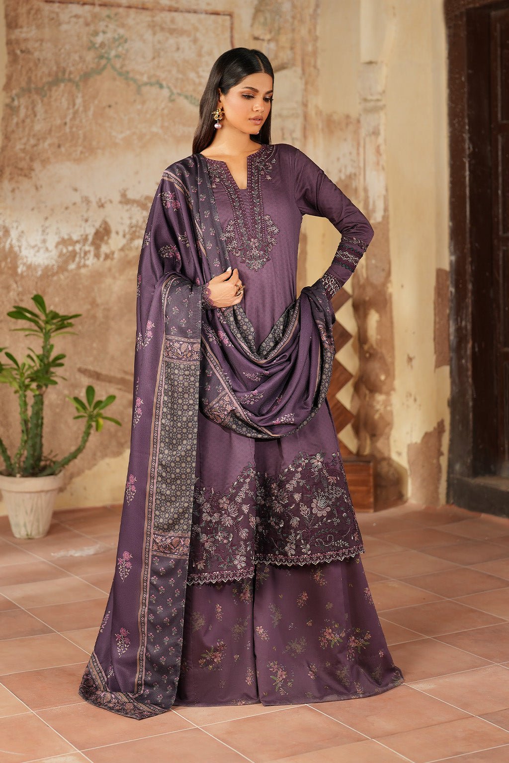 Iznik | Winter 25 | IPF - 11 - is Dark Purple dress from Iznik - Ladies Clothes - Maria Faisal