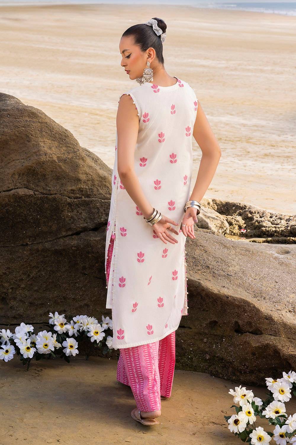 Gul Ahmed | Taara 25 | JT-42012 by Maria Faisal - Registered Vendor of : Gul Ahmed - type : Ladies Clothes - 100% original wedding dresses