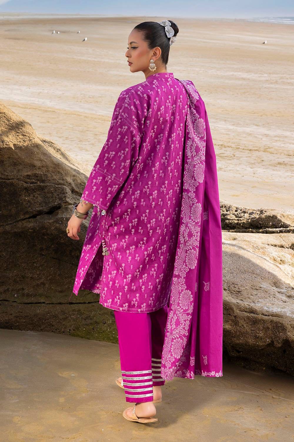 Gul Ahmed | Taara 25 |JD-42010 by Maria Faisal - Registered Vendor of : Gul Ahmed - type : Ladies Clothes - 100% original wedding dresses