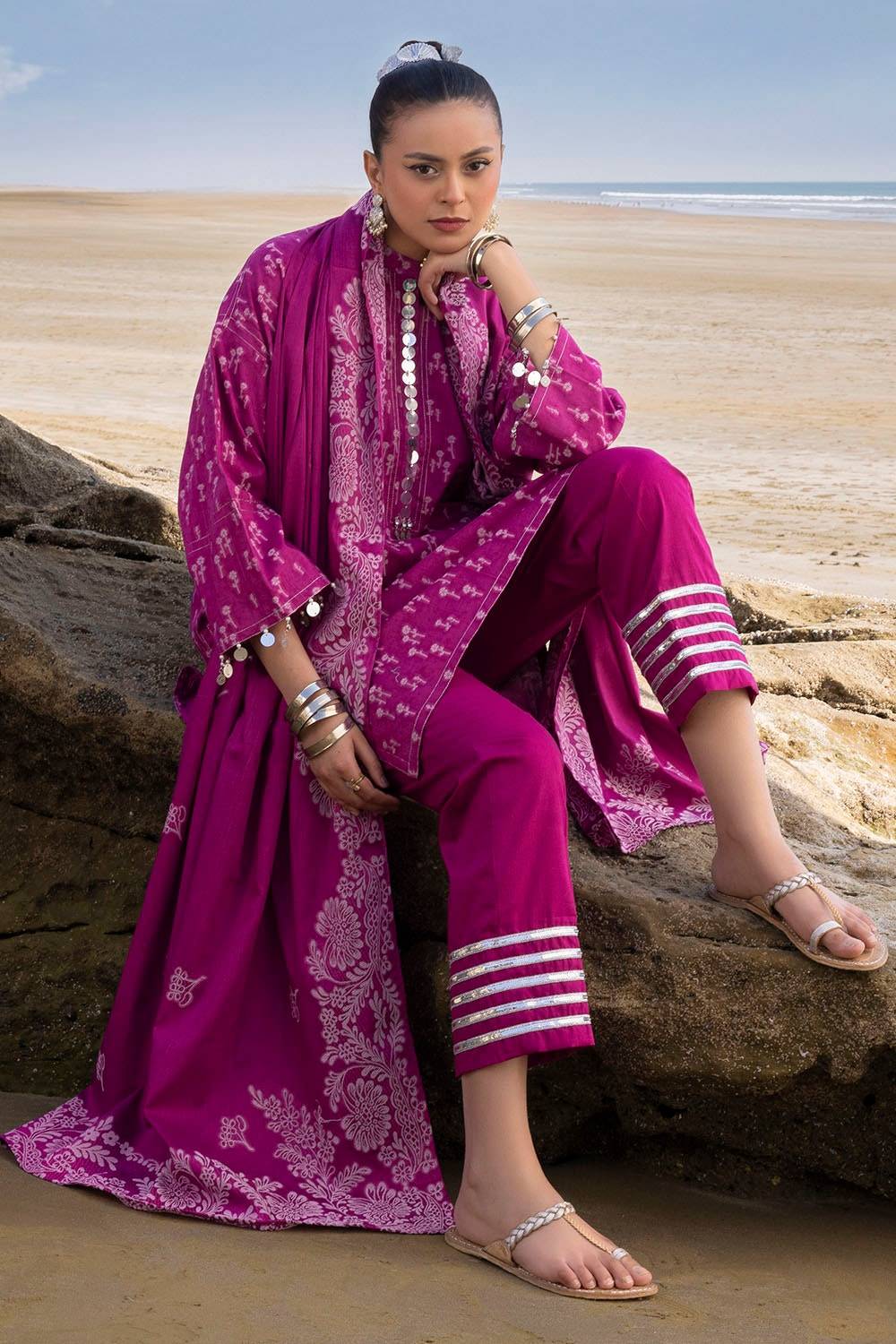 Gul Ahmed | Taara 25 |JD-42010 by Maria Faisal - Registered Vendor of : Gul Ahmed - type : Ladies Clothes - 100% original wedding dresses