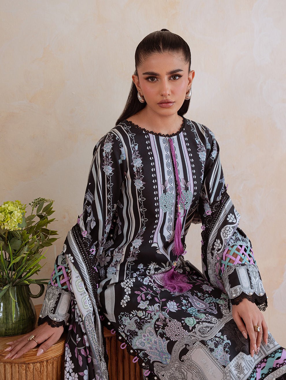 Jade | Cambric 25 | URBANE CAMBRIC PRINTS 2025 Q - is Black dress from Jade - Ladies Clothes - Maria Faisal