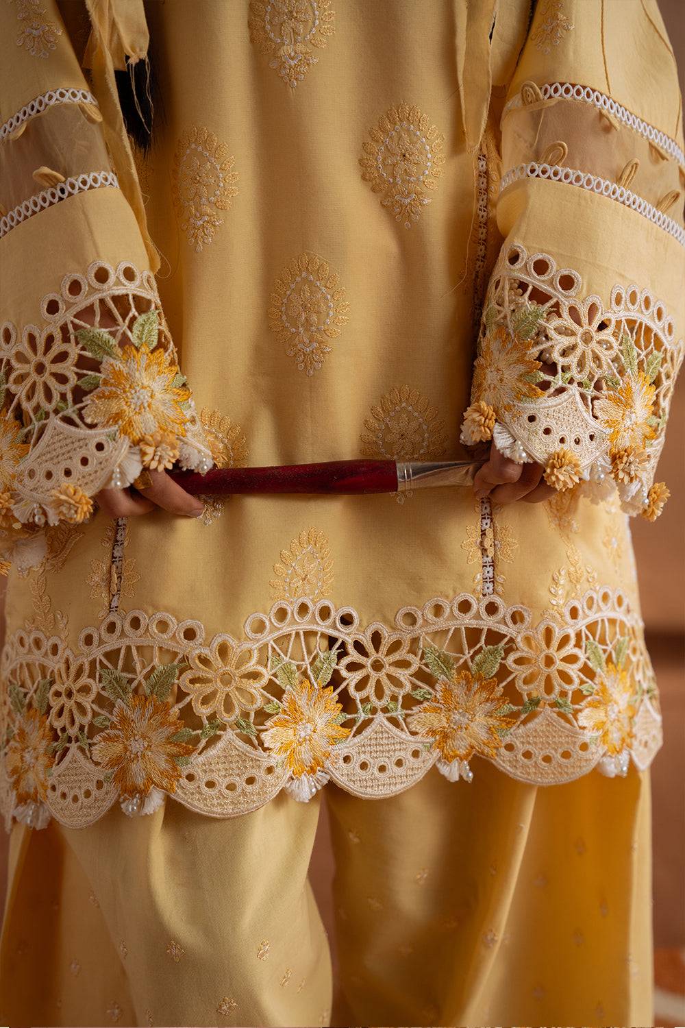 Saira Rizwan | Laanem Summer Lawn 25 | LEYLA-A-SRL25-04 by Maria Faisal - Registered Vendor of : Saira Rizwan - type : Ladies Clothes - 100% original wedding dresses