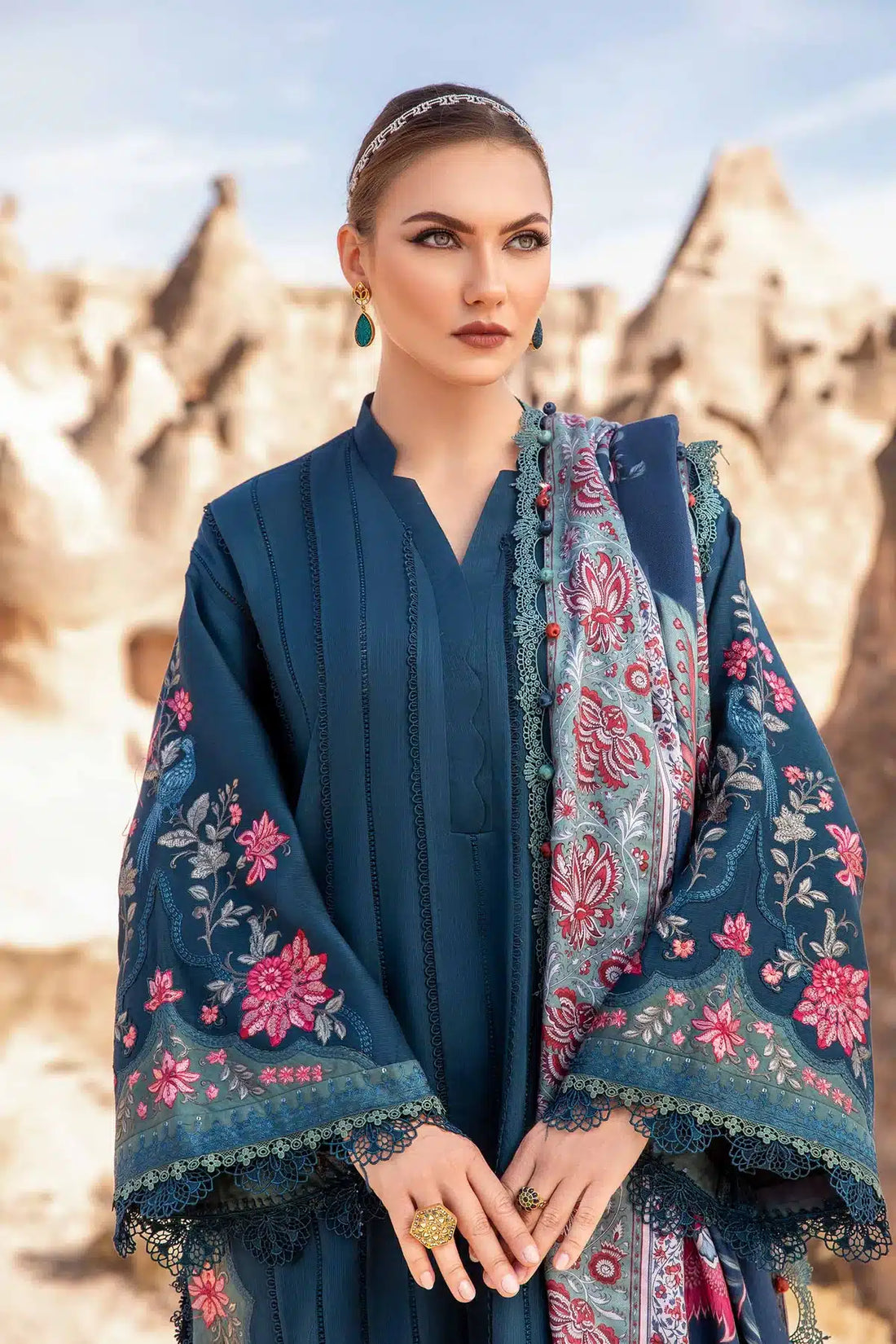 Maria B | M Prints Winter 23 | MPT-2005-B - Ladies Clothes 